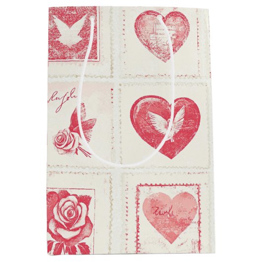 Chic Red Cream Valentijn Medium Cadeauzakje (Voorkant)