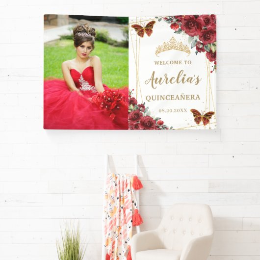 Chic Red Roses Floral Quinceañera Welkomstachtergr Spandoek (Insitu)