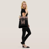 Chic Roos Gold Driving Glitter Monogram Naam Tote Bag (Op model)
