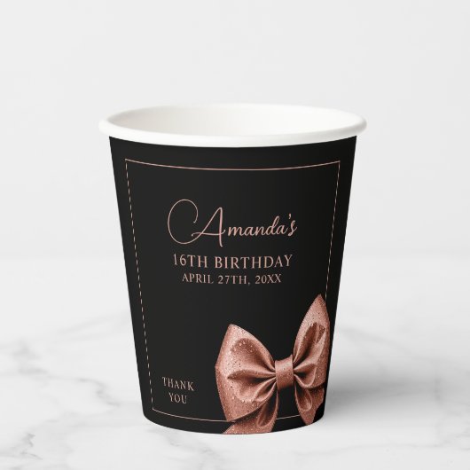 Chic Roos Gold Glitter Bow Sweet 16 Verjaardag Papieren Bekers (Voorkant)