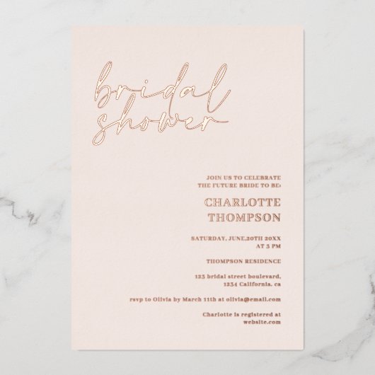 Chic rose gold blush casual script bridal shower folie uitnodiging (Voorkant)