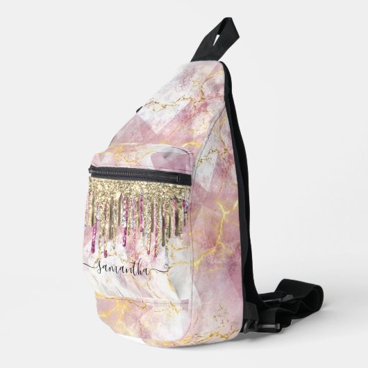 Chic roze goudglitter druppelt monogram sling bag (Rechterhoek)