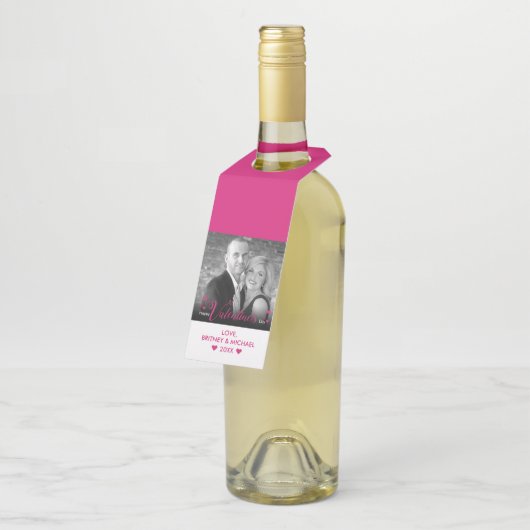 Chic roze script modern hart zwart, witte foto flessenhanger (Schuin)