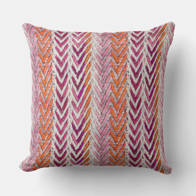 Chic roze sinaasappel chevron kussen (Voorkant)