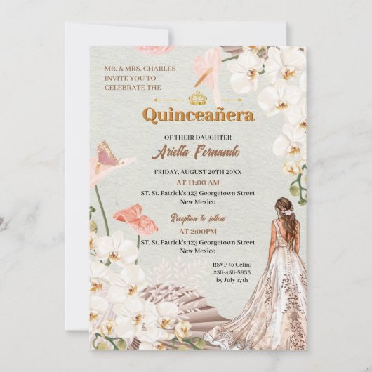 Chic Sage & Blush Bloemen Quinceañera Uitnodiging (Voorkant)