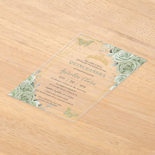 Chic Sage Green Floral Butterflies Quinceañera Acryl Uitnodigingen (Laagn)
