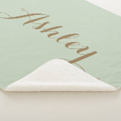 Chic Sage Green minimalist monogram Sherpa Blank Deken (3/4)