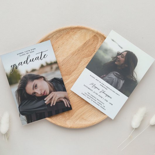Chic Script Black Two Photo Graduparty Kaart