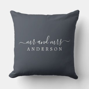 Chic Script de heer Mrs. Charcoal Blue Pas getrouw Kussen