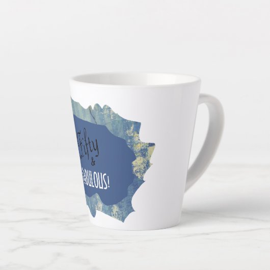 Chic Script Denim Scrap Fifty & FABULOUS! Birthday Latte Mok (Rechterhoek)