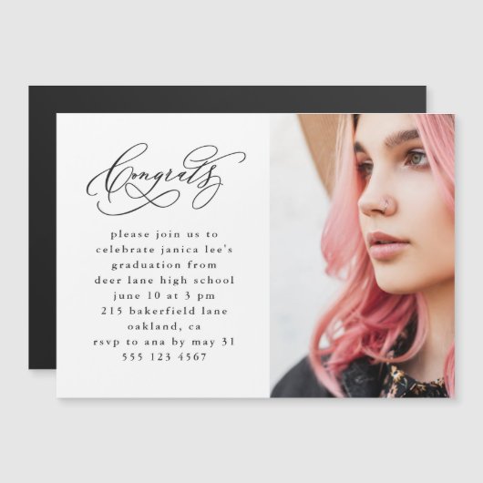 Chic Script Foto Afstuderen Magnetische Uitnodigin (Voorkant / Achterkant)