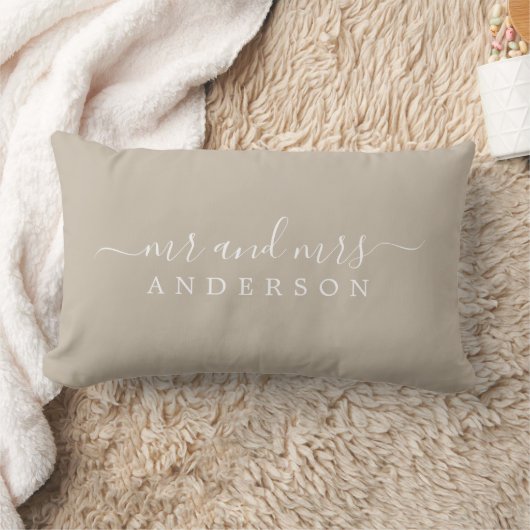 Chic Script Mr. Mrs Shiitake Gray Pas getrouwd Mon Kussen (Deken)