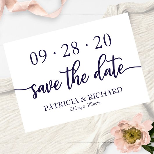 Chic Script Navy Blue White Trouwdag Save The Date Kaart