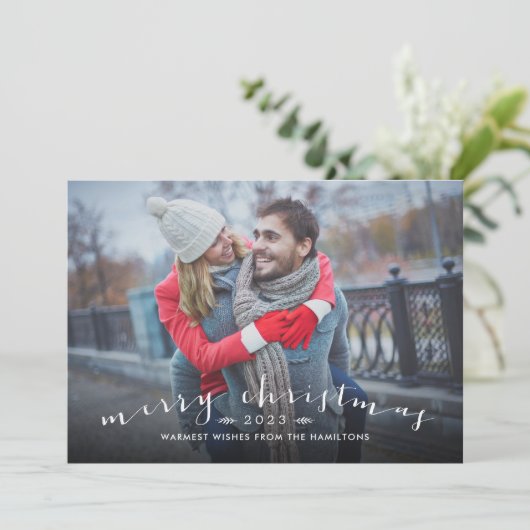 Chic Script Overlay-kerstfotokaart Feestdagenkaart (Staand voorkant)