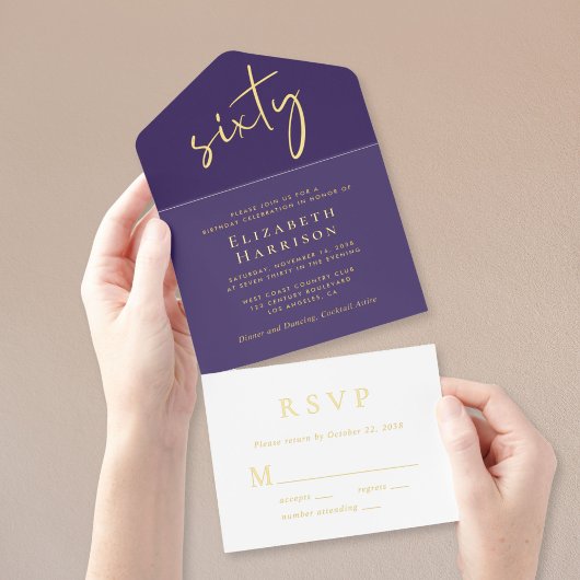 Chic Script Paarse 60ste verjaardagsfeest All In One Uitnodiging