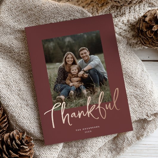 Chic Script Thanksgiving Photo Burgundy Rose Gold  Folie Feestdagenkaart