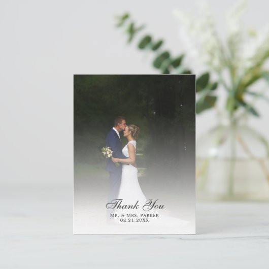 Chic Script Trouwfoto Dankjewel Aankondigingskaart (Staand voorkant)