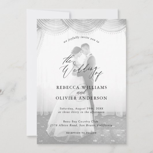 Chic Script Zwart-wit Overlay Foto Wedding Kaart (Voorkant)