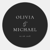 Chic Script Zwarte Minimalistische Trouwdag Ronde Sticker (Voorkant)
