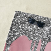 Chic Silver Glitter Drift Roos Gold Pink Monogram Strandlaken (In situ)