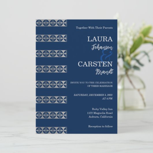 Chic Silver Stripes Wedding Uitnodiging (Staand voorkant)