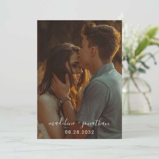 Chic Simple Elegant Script Black Photo Wedding Kaart (Staand voorkant)