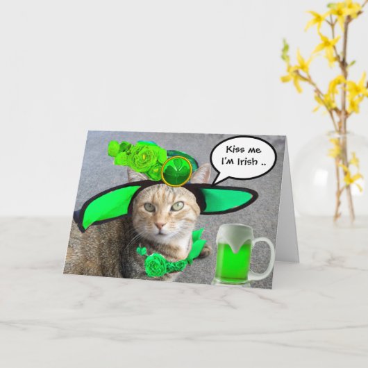 CHIC ST.PATRICK'S DAY CAT, GROENE ROZEN, IRISH BEE KAART (Gele Bloem)