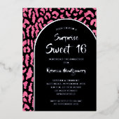 Chic Sweet 16 Luipaard Print Verjaardag Goud Folie Uitnodiging (Voorkant)