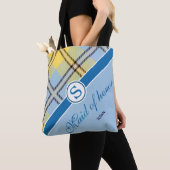 Chic Tartan Custom Monogram Name Script Bridesmaid Tote Bag (Dichtbij)