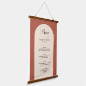 Chic Terracotta Arch Lijst Script Wedding Menu Hangend Wandkleed (Gebogen)