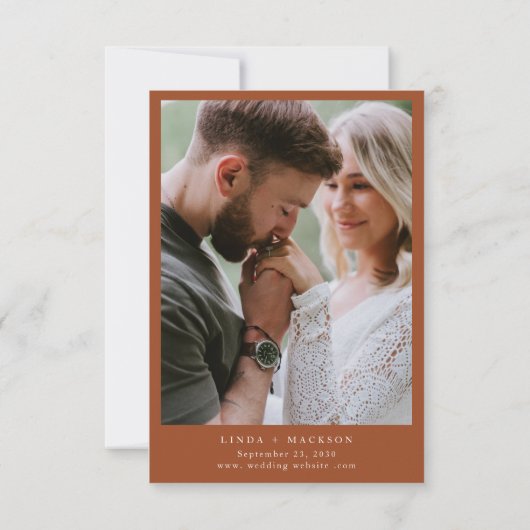 Chic Terracotta botanische kam monogram bruiloft Save The Date (Achterkant)