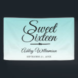 Chic Tropical Blue Ombre Sweet 16 16th Birthday Spandoek<br><div class="desc">Een chique tropisch blauw ombre ontwerp Sweet 16 verjaardag feestbanner. Het helderblauwe vervaagt naar een witte achtergrond. De tekst "Sweet Sixteen" in het zwart is geschreven in modern schrift. Elegante 16e verjaardagsfeestbanner voor een glamoureuze Sweet Sixteen, perfect voor haar, de fashionista die houdt van modern patroon, luxe en glam met...</div>