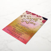 Chic Waterverf Floral Sweet 16 Folie Uitnodiging (Gedraaid)