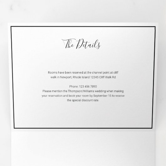 Chic Weddenfoto met RSVP QR-code en details Drieluik Uitnodiging (Binnenzijde eerst)