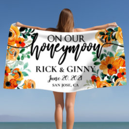 Chic Wedding Honeymoon Gifts Personalized Floral Strandlaken