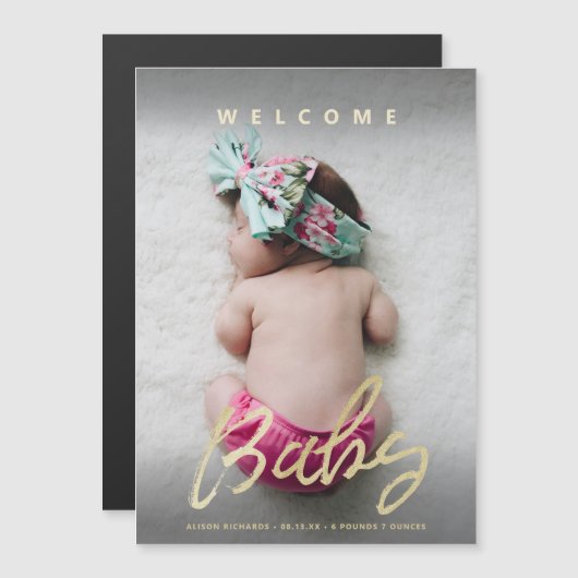 Chic Welcome Baby Gold Brush Script met Afbeelding Magnetische Uitnodiging (Voorkant / Achterkant)