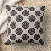 Chic Wheel Pattern Mocha Brown