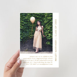 Chic White en Gold Two Photo Graduparty Kaart