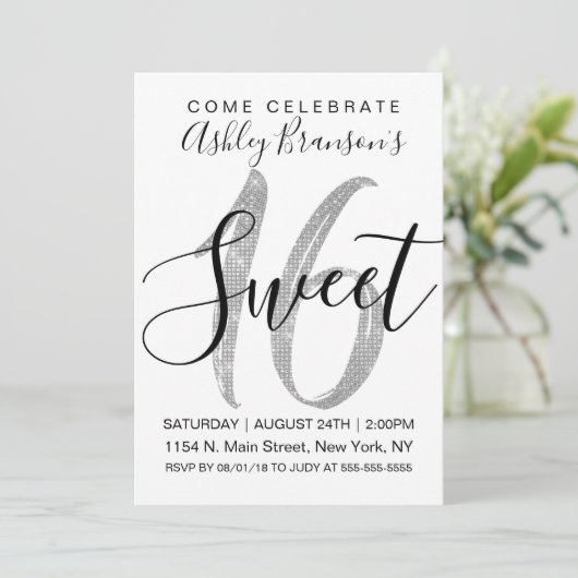 Chic White Faux Zilveren Sequin Glitter Sweet 16 Kaart (Staand voorkant)