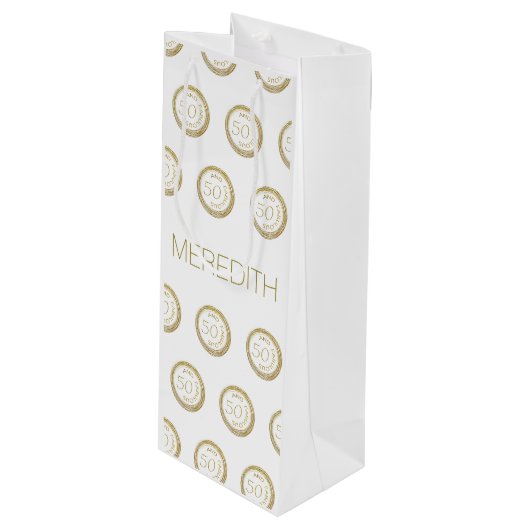 Chic White Gold 50 en Fabulous 50th Birthday Wijn Cadeautas (Voorkant Gekanteld)
