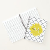 Chic White Grey Quatrefoil Geel Monogramnaam Notitieboek (Binnen)