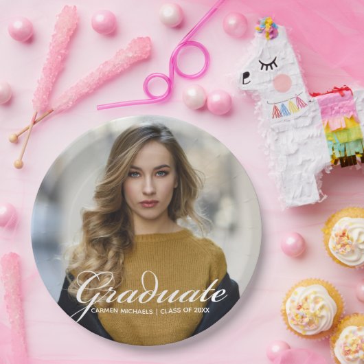 Chic White Script Overlay Afstuderen Foto Papieren Bordje (Feest)