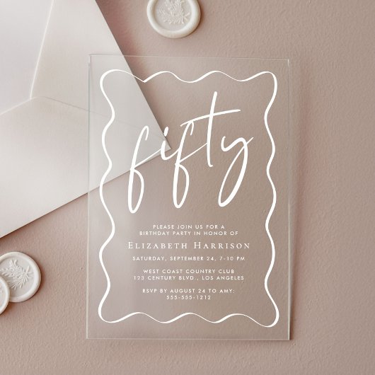 Chic White Script Wavy Lijst 50ste verjaardagsfees Acryl Uitnodigingen