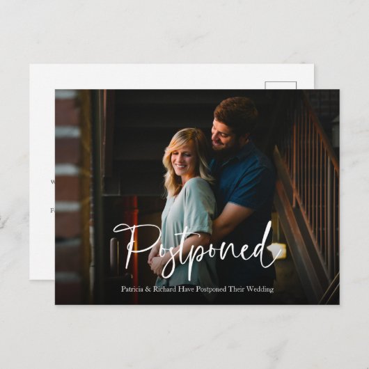 Chic White Script Wedding uitgesteld Briefkaart (Voorkant / Achterkant)