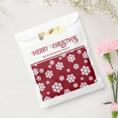 Chic White Snowflakes Nordic Pattern on Dark Red C Bedankzakje (Gezegeld)