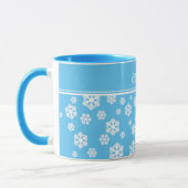 Chic White Snowflakes Nordic Pattern on Light Blue Mok (Links)