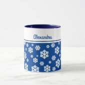 Chic White Snowflakes Nordic Pattern op Navy Blue Mok (Midden)