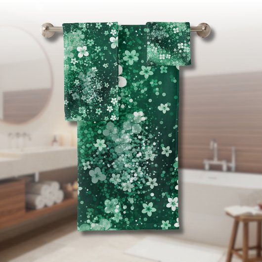 Chic Witte Groene Shamrocks & Stippen op Donkergro Bad Handdoek