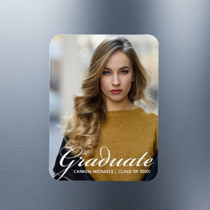 Chic Witte Script Overlay Moderne Afstudeerfoto Magneet