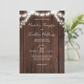 Chic Wood String Lights Foto Weddenschap QR Code R Kaart (Staand voorkant)